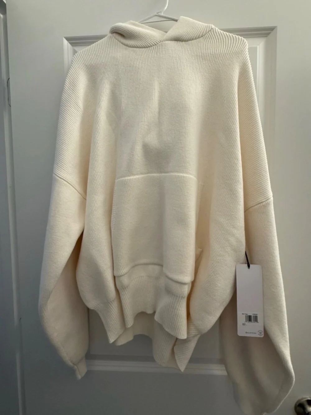 Alo Yoga Scholar Hooded Sweater | Ivory | Large